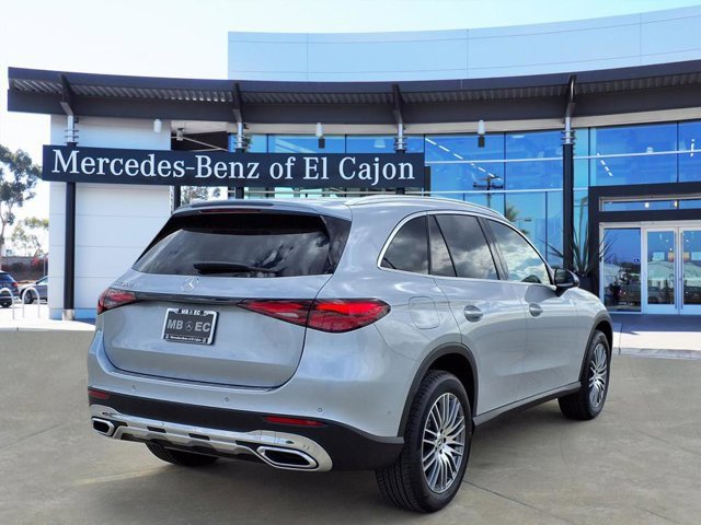 New 2026 Mercedes-Benz GLC 300 image 3