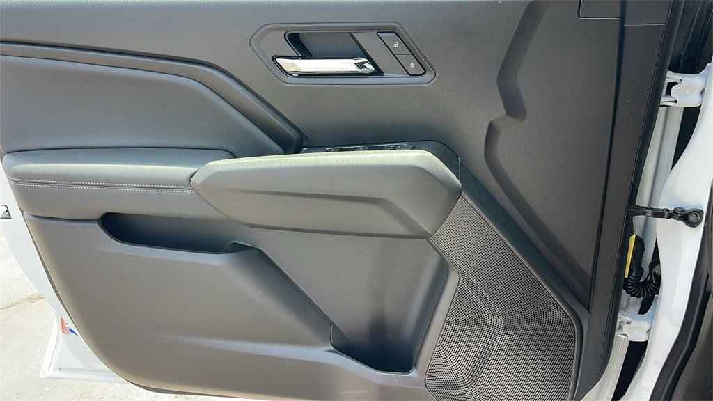 New 2025 GMC Canyon Elevation w/ Convenience Package image 26