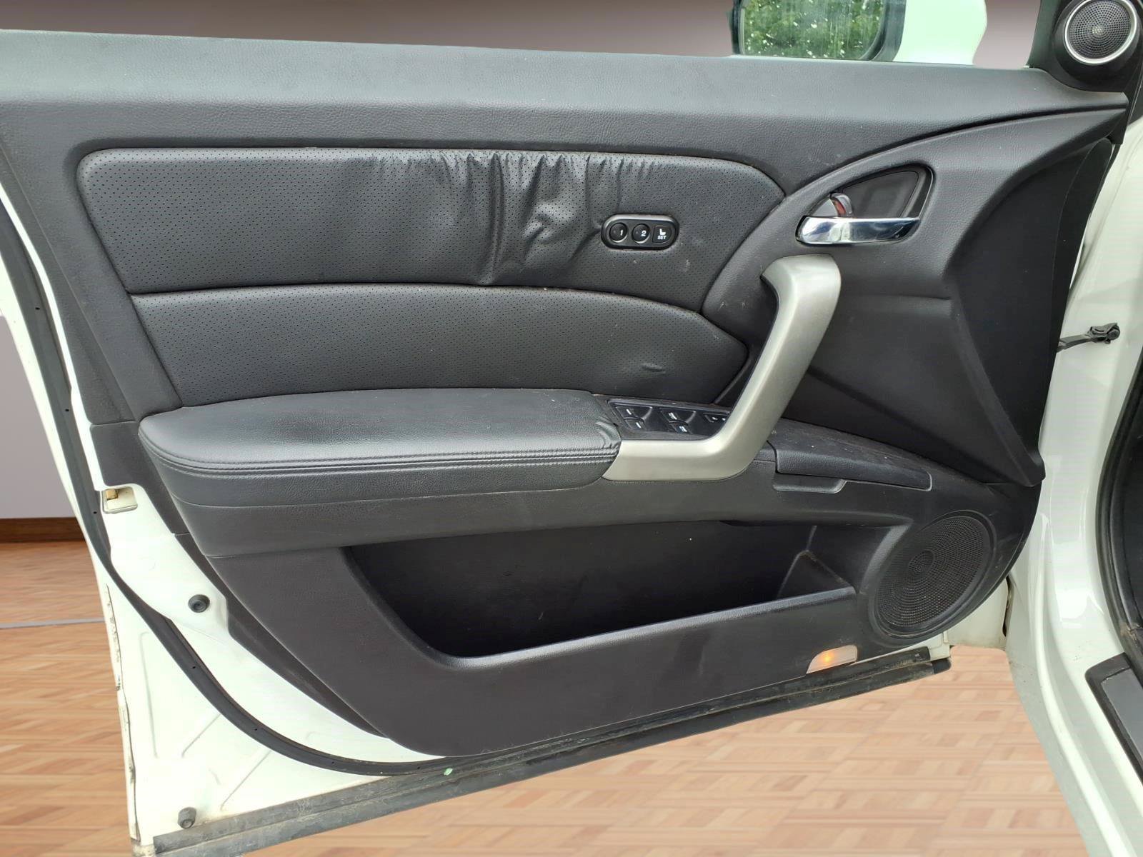 Used 2011 Acura RDX SH-AWD image 19