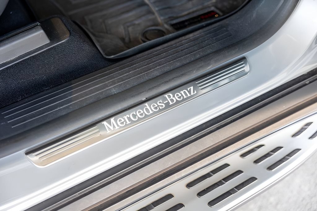 Used 2021 Mercedes-Benz GLS 580 4MATIC image 98