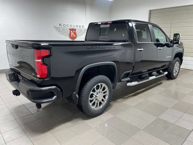 New 2026 Chevrolet Silverado 2500 LT w/ Z71 Chrome Sport Edition AWD/4WD image 6