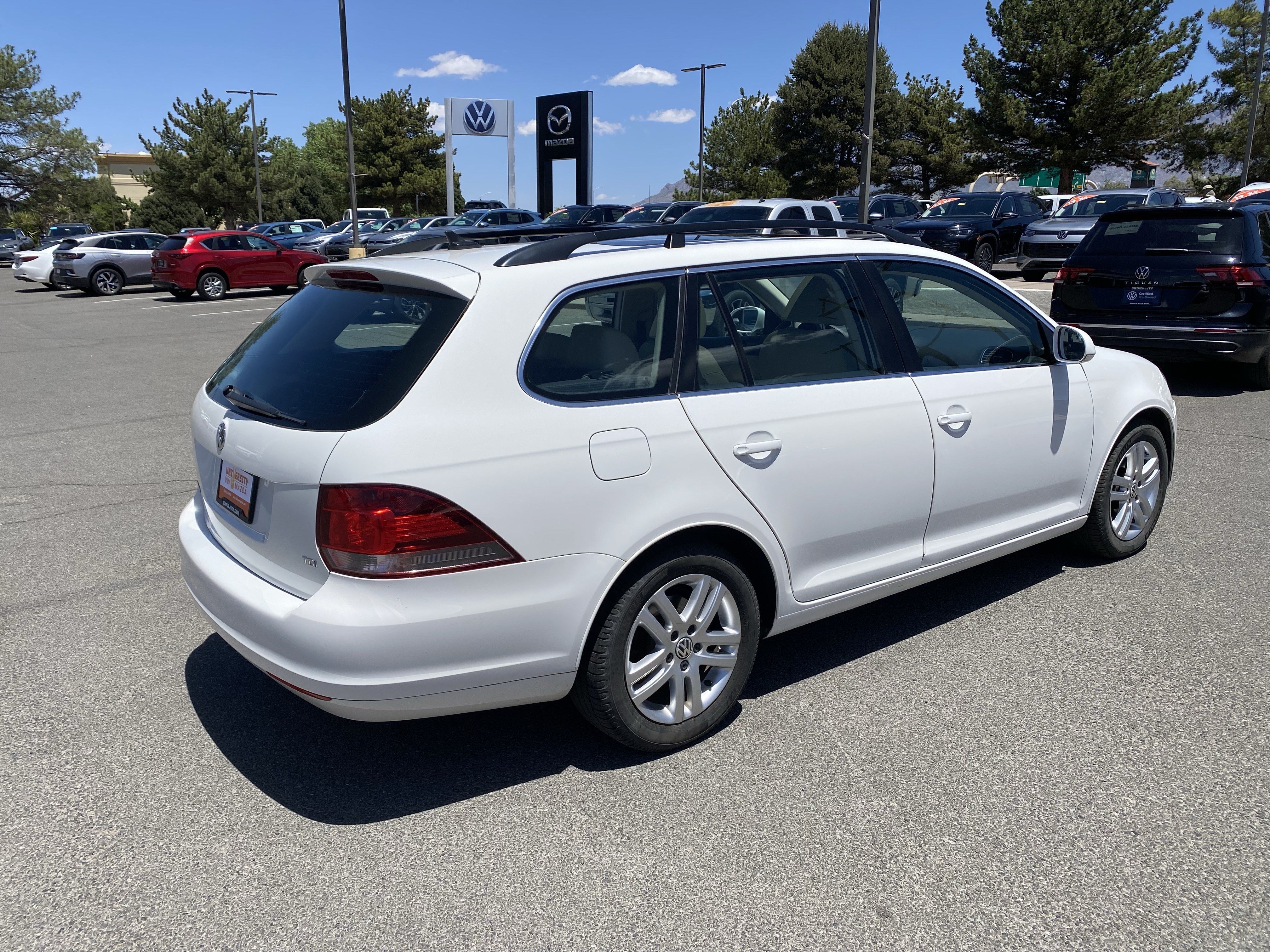 Used 2011 Volkswagen Jetta TDI FWD image 39
