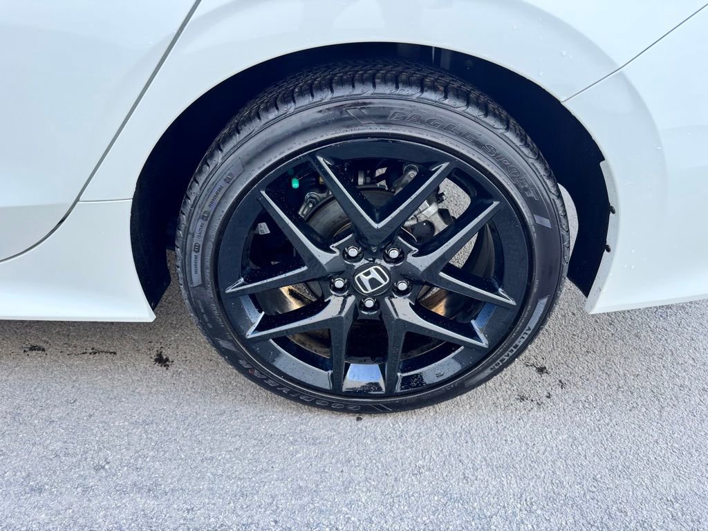 Certified 2025 Honda Civic Sport image 11