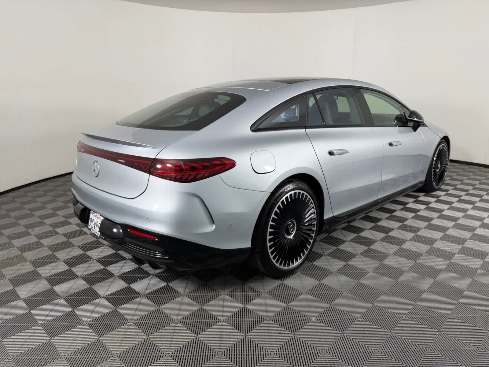 Used 2023 Mercedes-Benz EQS AMG 4MATIC image 3