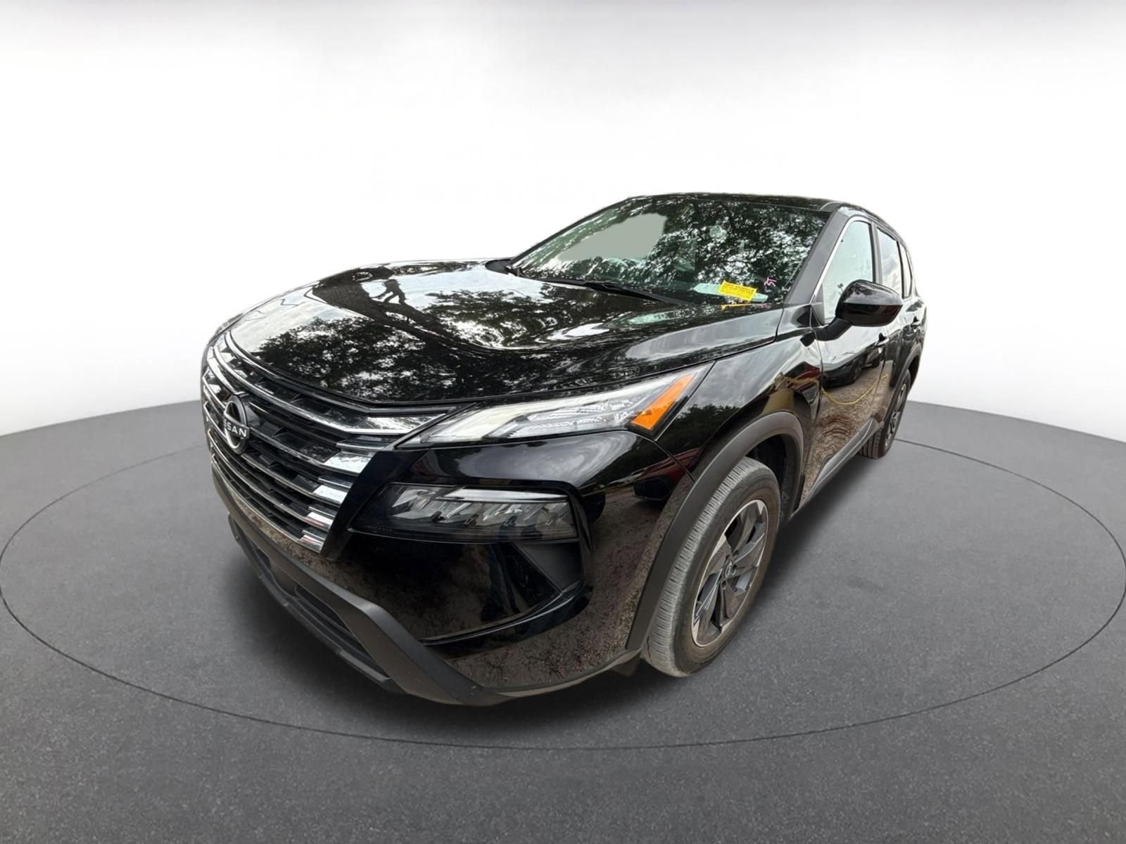 Used 2025 Nissan Rogue SV FWD image 4