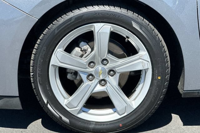 Used 2018 Chevrolet Volt LT w/ Comfort Package FWD image 29