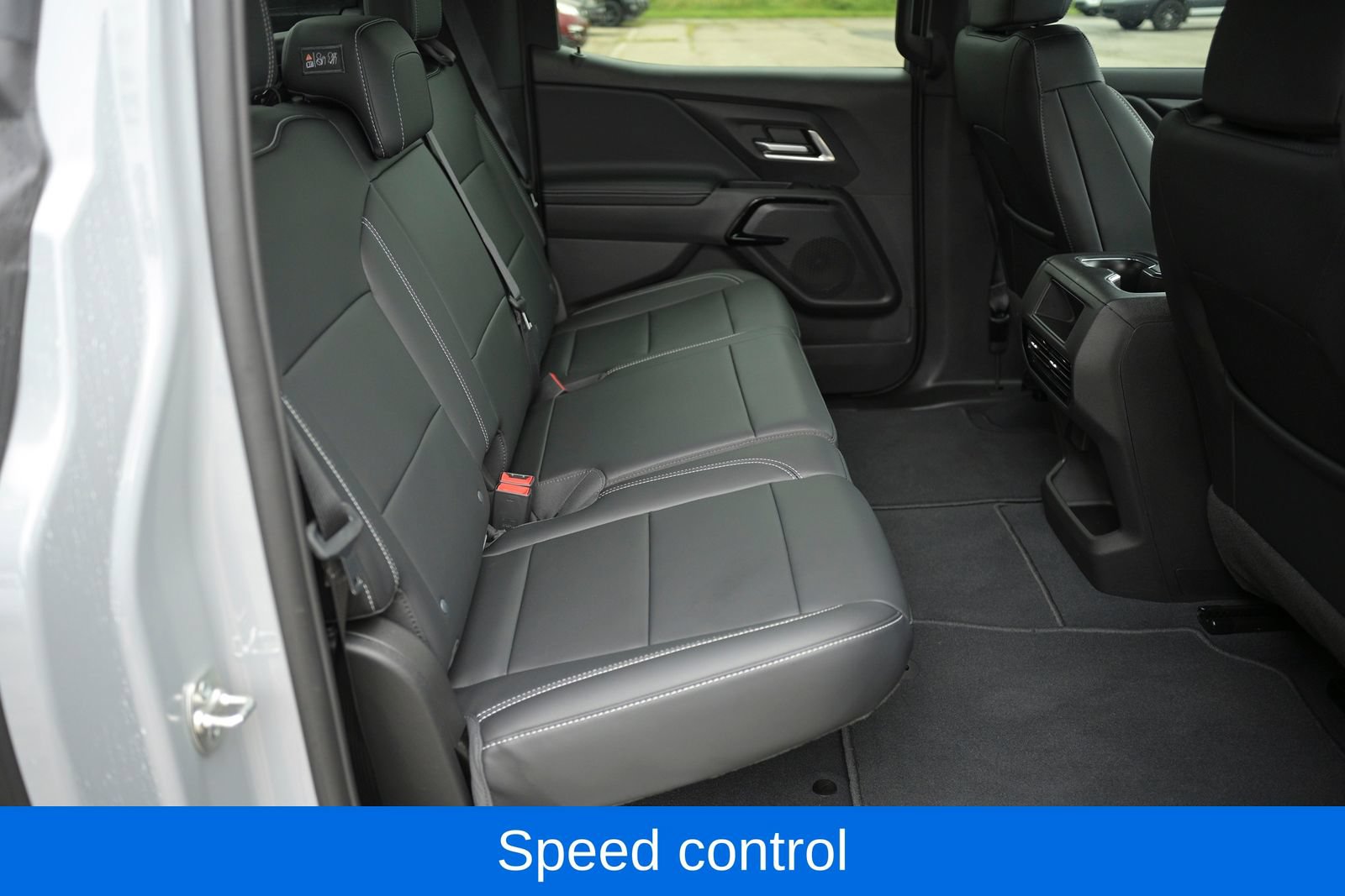 Used 2026 Chevrolet Silverado EV LT AWD/4WD image 43