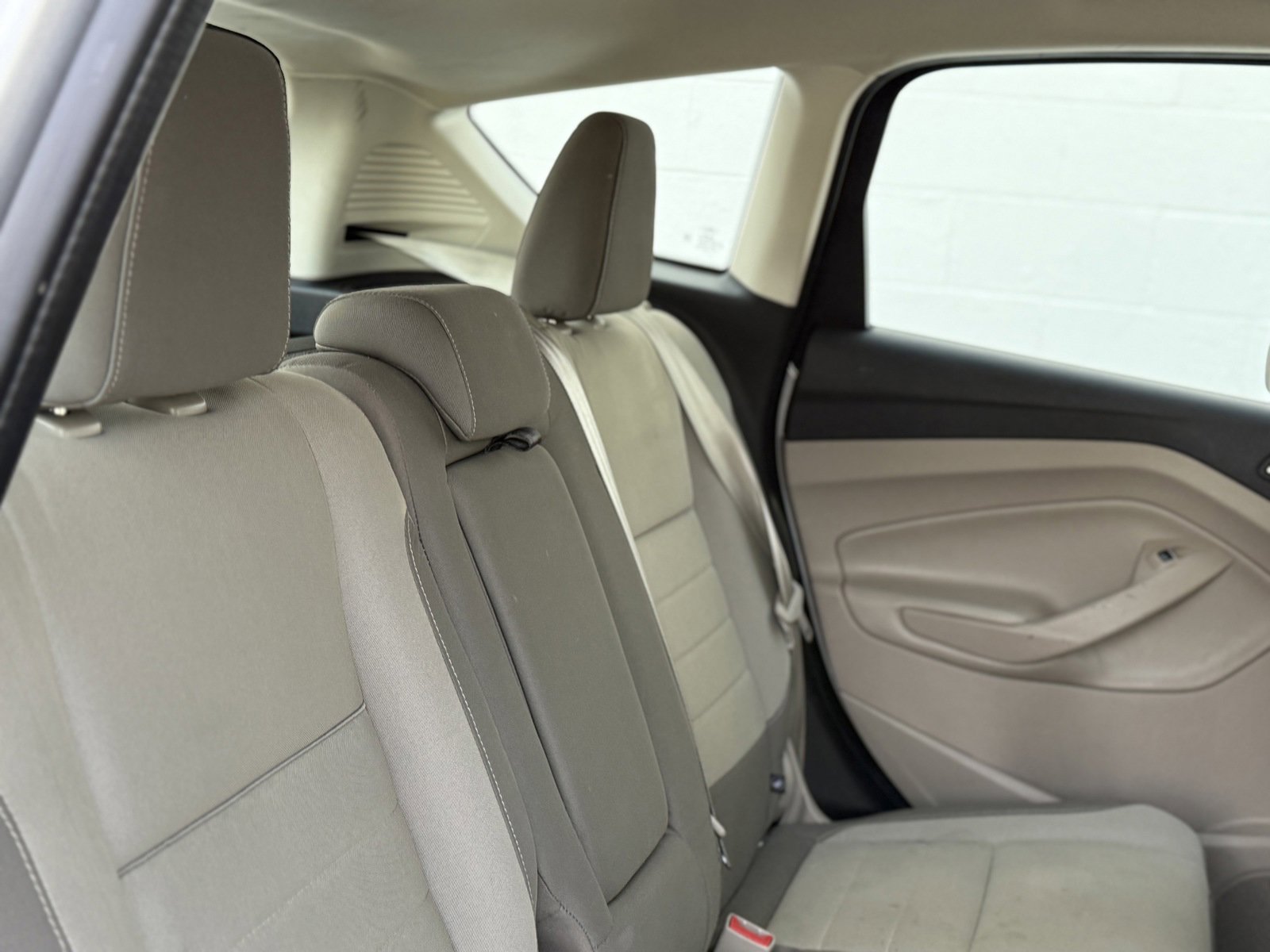 Used 2015 Ford C-MAX SE image 24