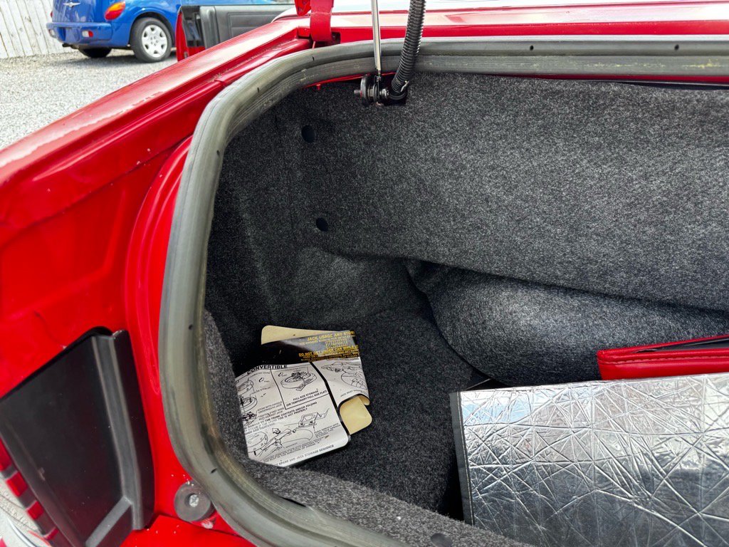 Used 1989 Chrysler LeBaron Premium FWD image 35