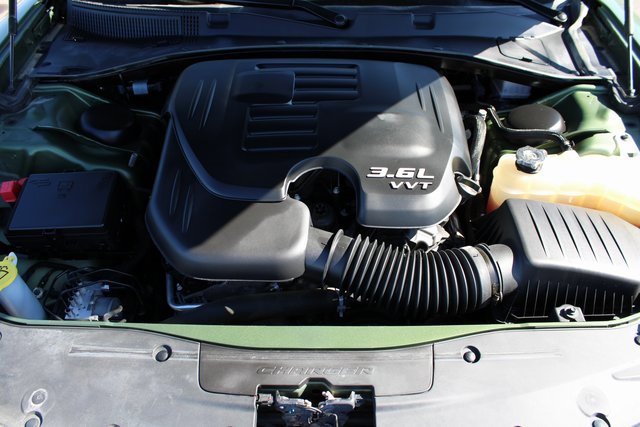 Used 2021 Dodge Charger SXT w/ Driver Convenience Group image 13