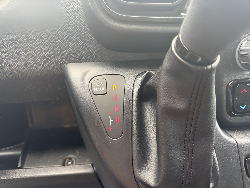 New 2025 RAM ProMaster 1500 w/ Convenience Group FWD image 6