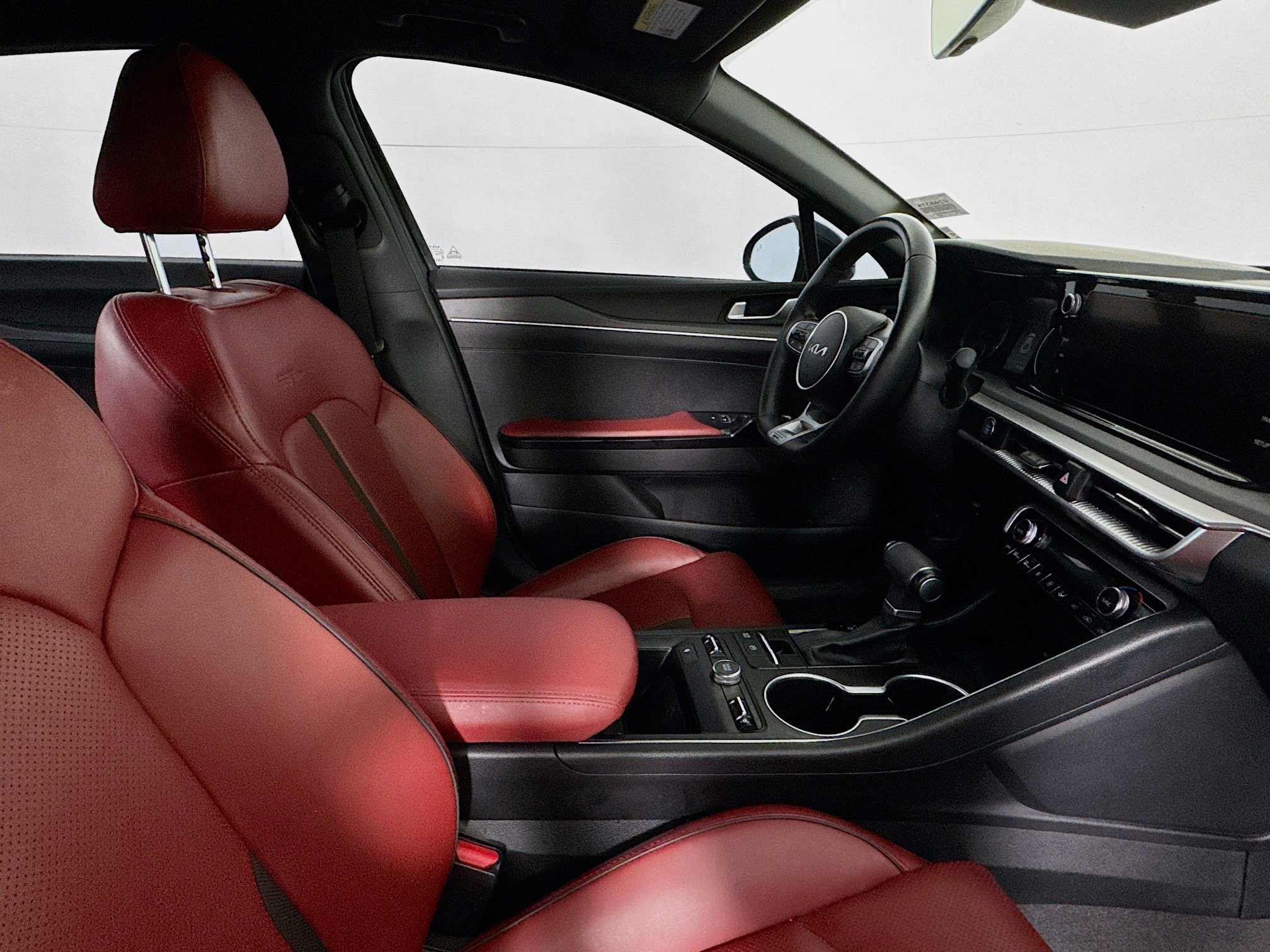 Used 2024 Kia K5 GT-Line image 28