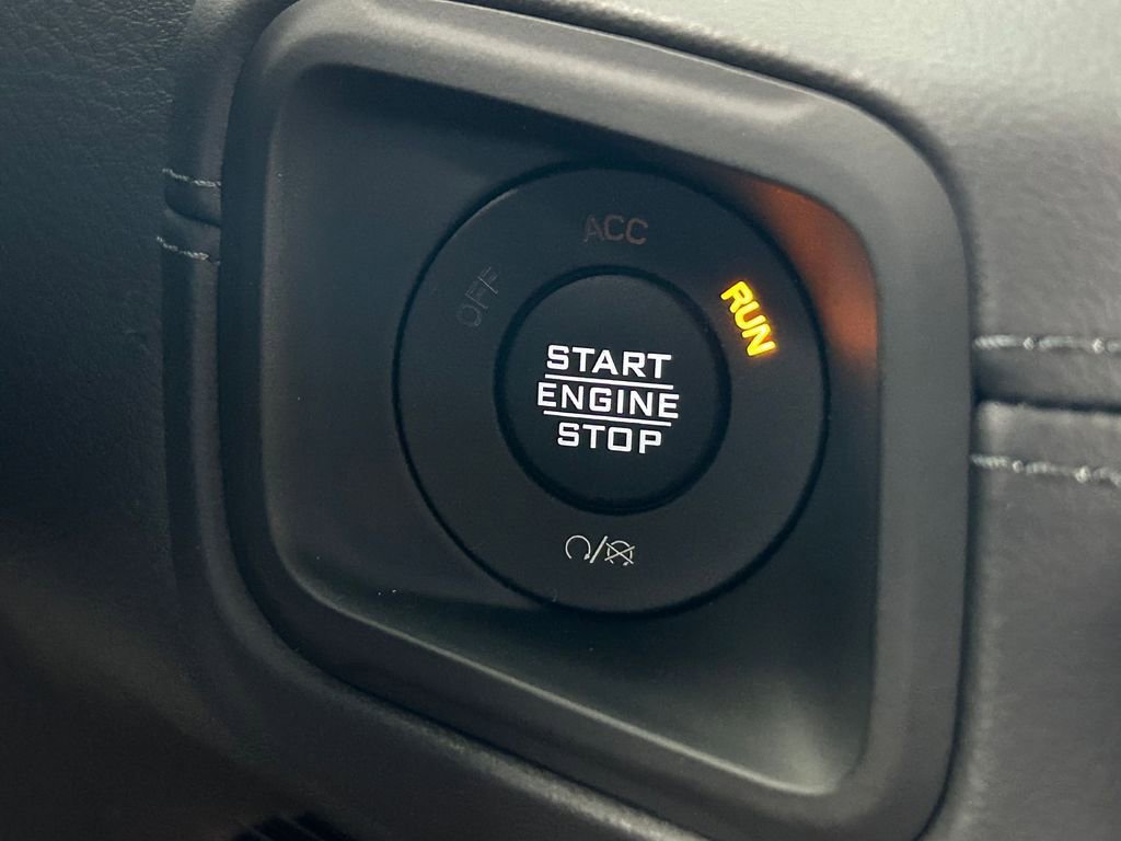 New 2026 Jeep Gladiator Sahara image 23