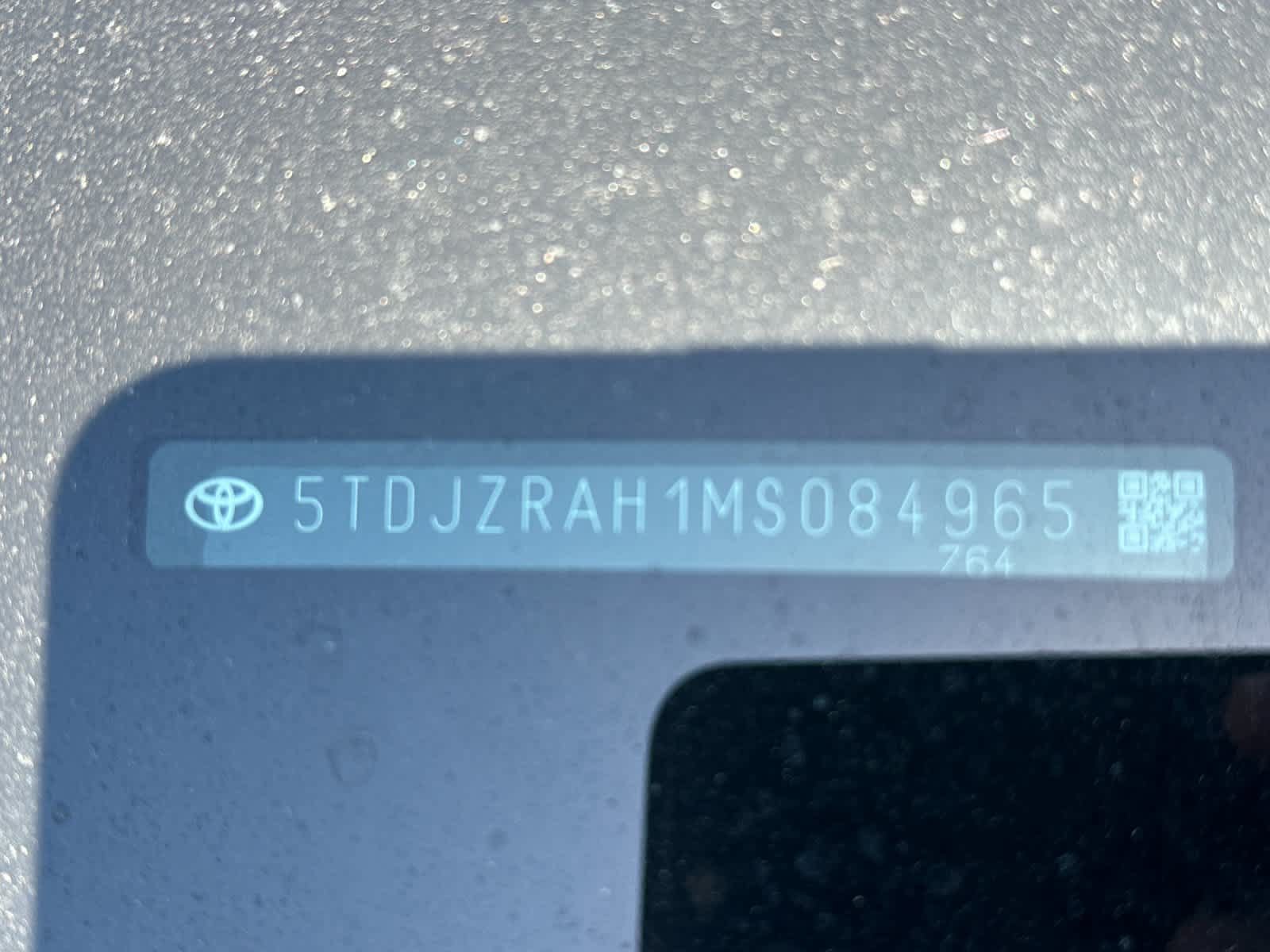 Used 2021 Toyota Highlander XSE FWD image 10