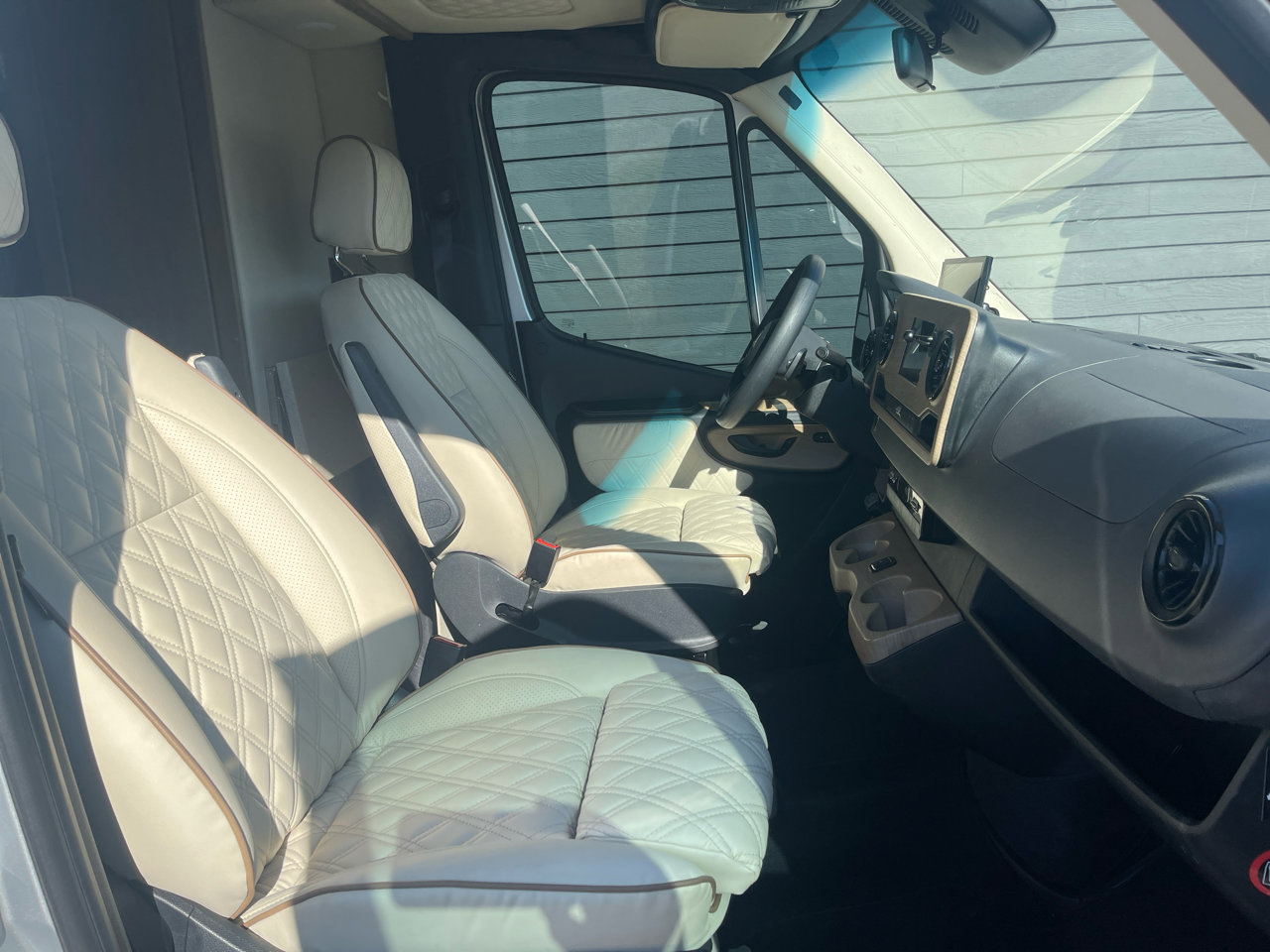 Used 2021 Mercedes-Benz Sprinter 3500 image 5