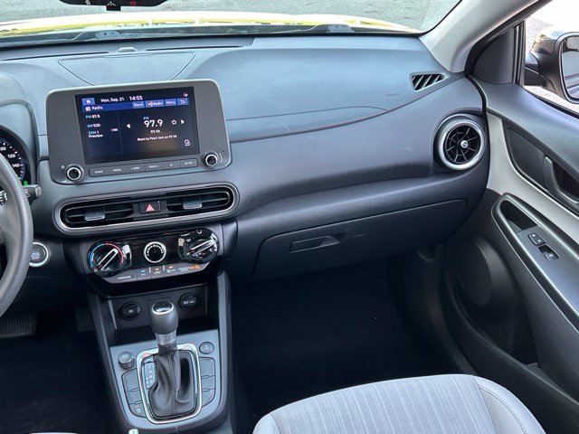 Used 2022 Hyundai Kona SEL AWD/4WD image 35