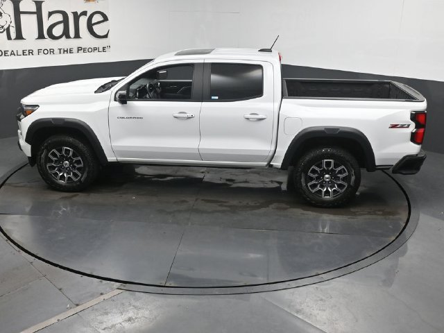 Used 2024 Chevrolet Colorado Z71 w/ Z71 Convenience Package 2 AWD/4WD image 47