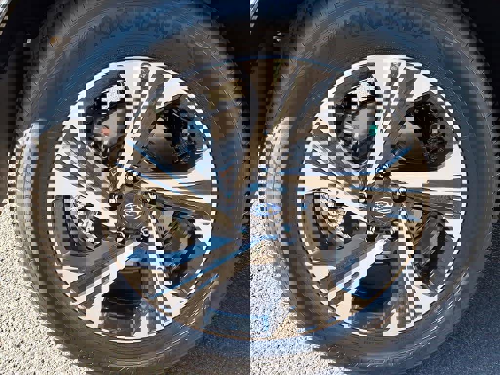 Certified 2025 Subaru Crosstrek 2.0i Premium image 11