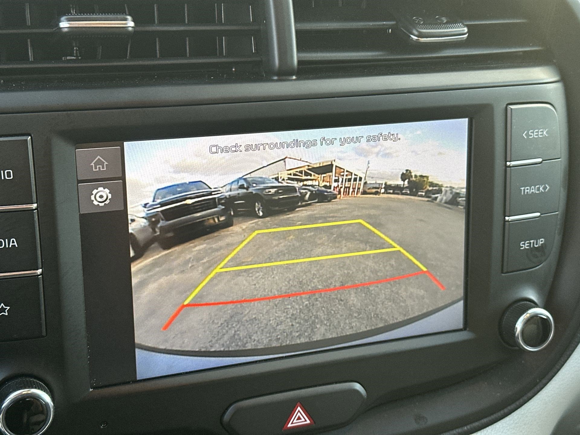 Certified 2025 Kia Soul LX FWD image 21