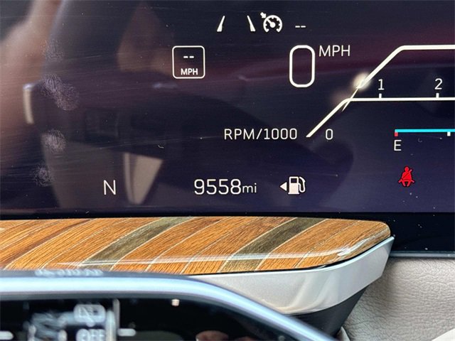 Used 2025 Cadillac Escalade Sport Platinum w/ LPO, ONYX Package image 30