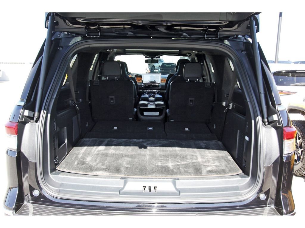 Used 2023 Lincoln Navigator L Black Label image 30