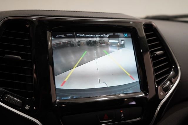 Used 2022 Jeep Cherokee Limited image 28