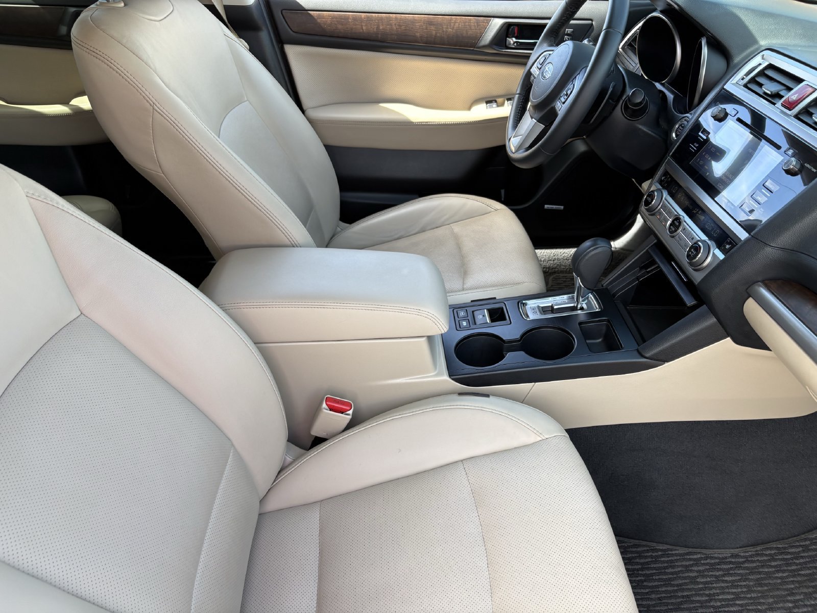 Used 2017 Subaru Outback 2.5i Limited AWD/4WD image 13