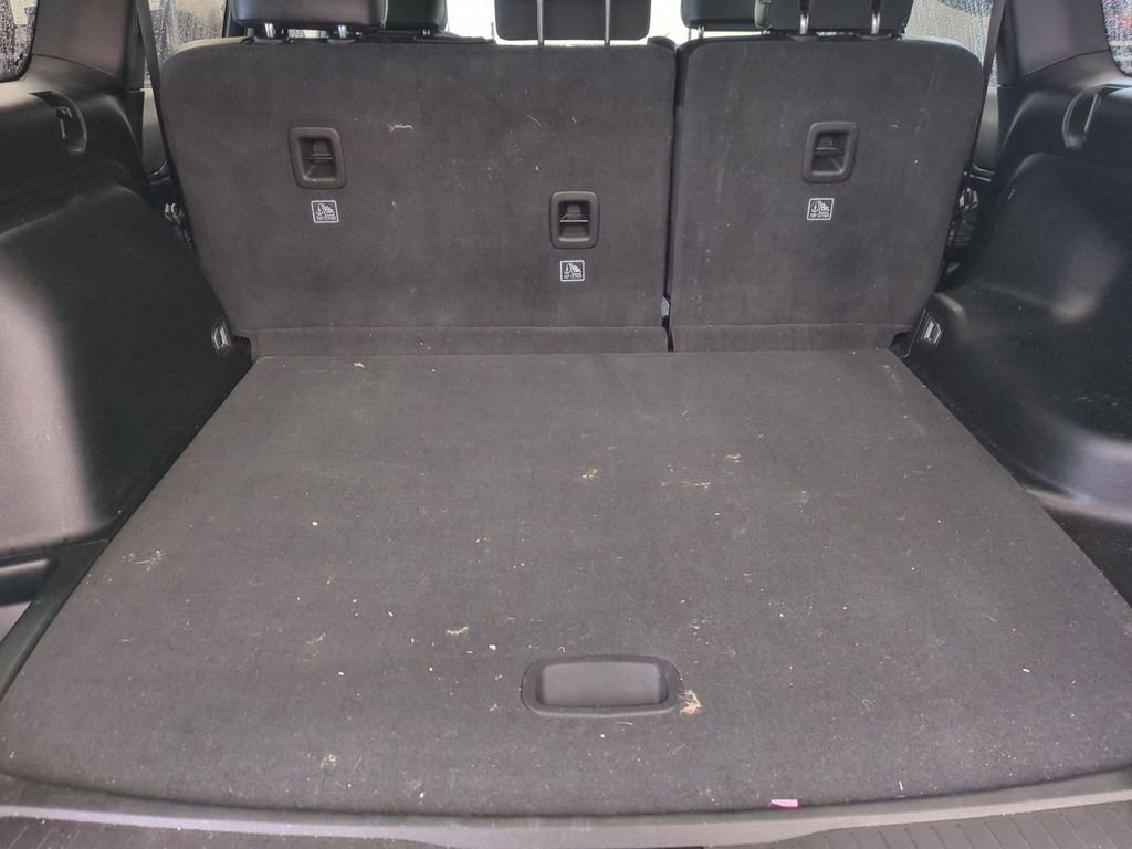 Used 2023 Jeep Grand Cherokee Altitude image 36