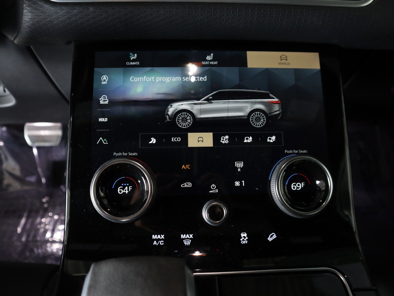 Used 2023 Land Rover Range Rover Velar R-Dynamic S AWD/4WD image 23