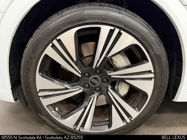 Used 2024 Audi Q8 e-tron Prestige w/ Prestige Package AWD/4WD image 10