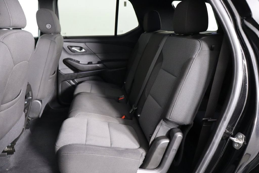 Used 2023 Chevrolet Traverse LT AWD/4WD image 8