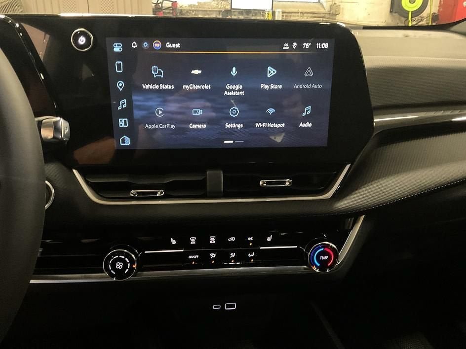 New 2027 Chevrolet Equinox LT FWD image 6