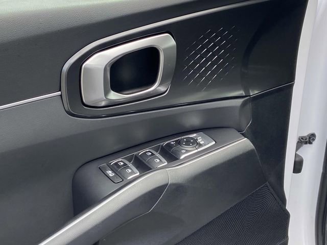 New 2025 Kia Sorento S image 14