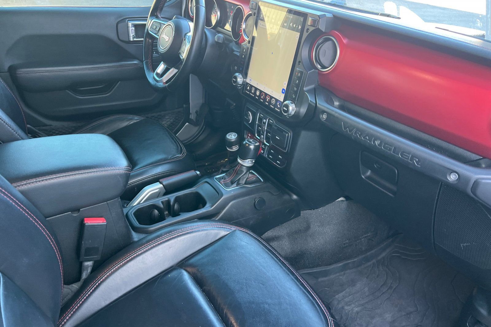 Used 2021 Jeep Wrangler Unlimited Rubicon AWD/4WD image 16