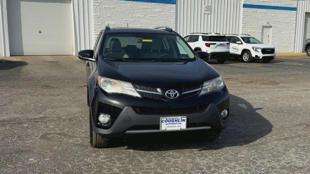 Used 2013 Toyota RAV4 XLE image 3