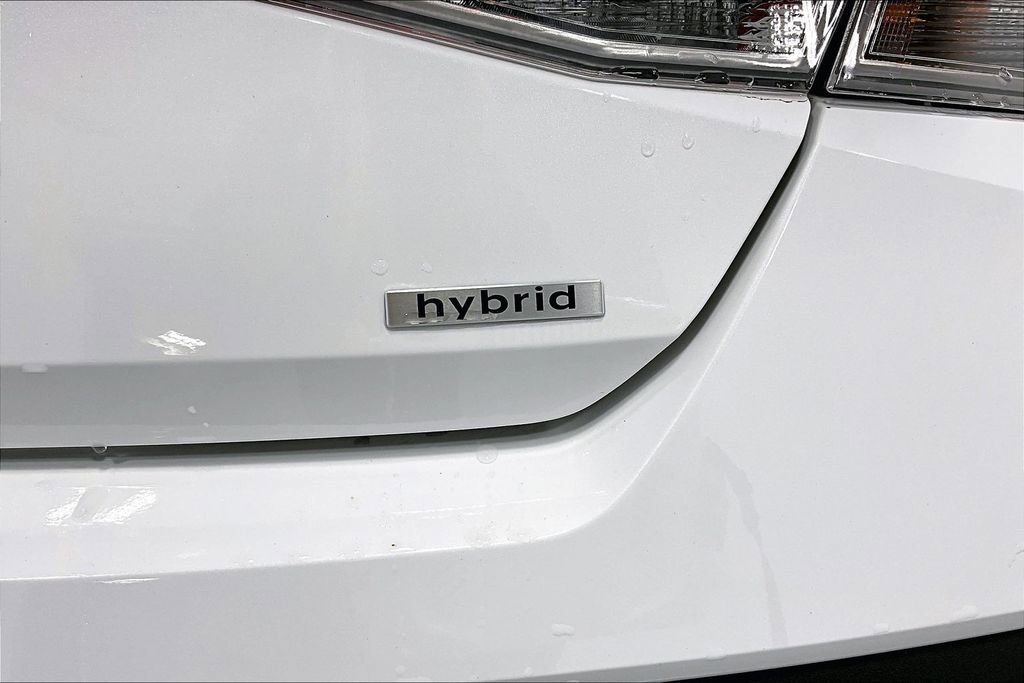 Certified 2025 Hyundai Elantra SEL image 39