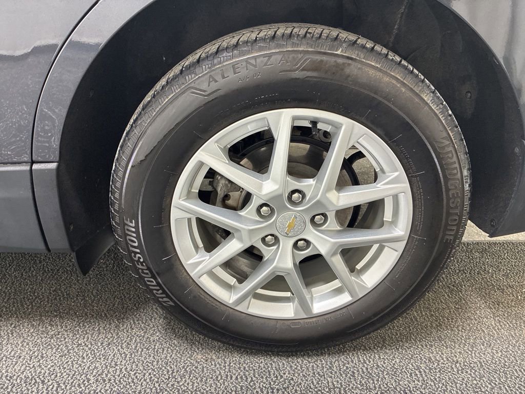 Used 2022 Chevrolet Equinox LT AWD/4WD image 9
