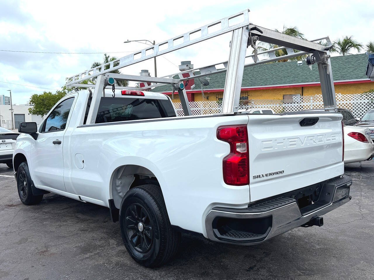 Used 2022 Chevrolet Silverado 1500 W/T RWD image 19