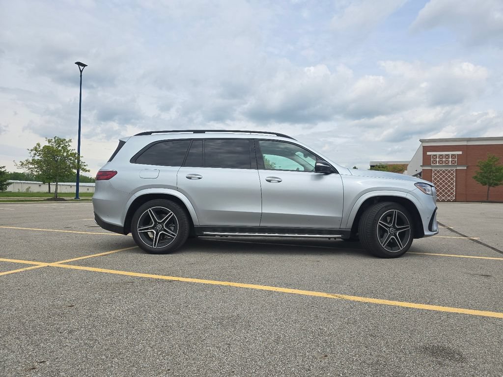 Certified 2026 Mercedes-Benz GLS 450 4MATIC image 18
