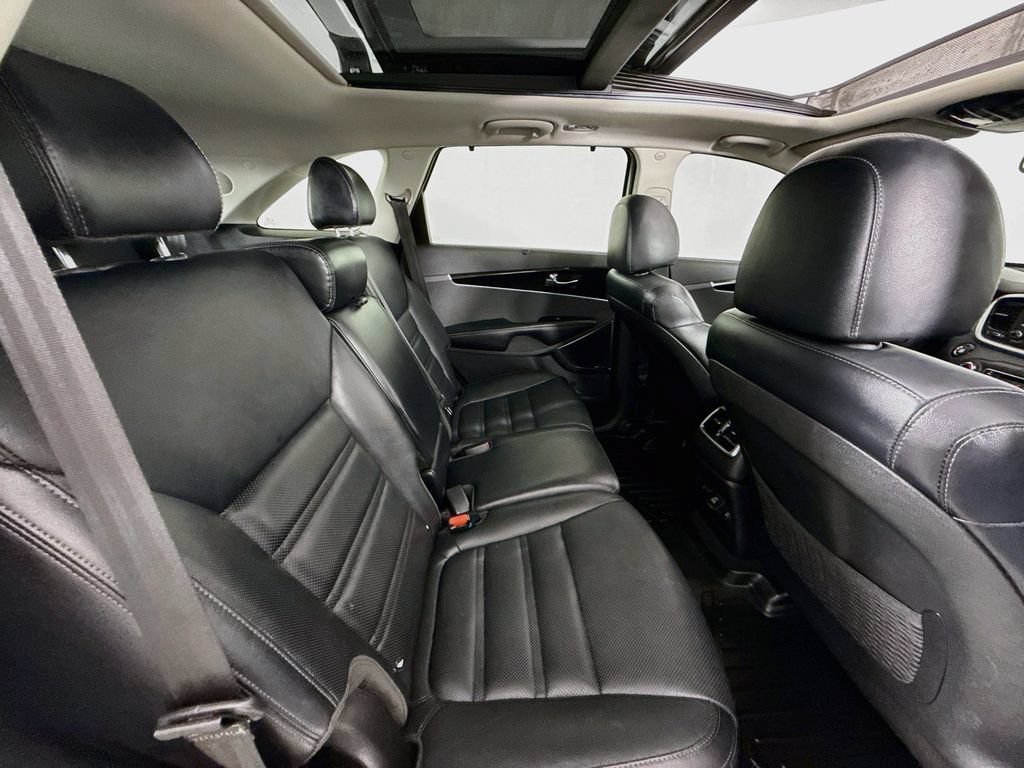 Used 2019 Kia Sorento SX w/ SX Touring Package AWD/4WD image 31