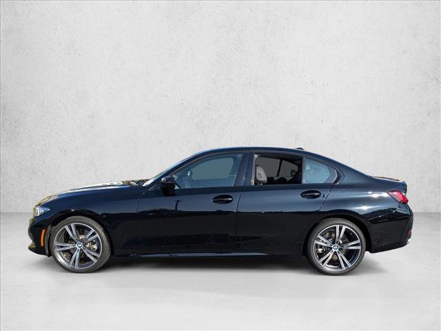 Used 2023 BMW 330i Sedan w/ Premium Package image 9
