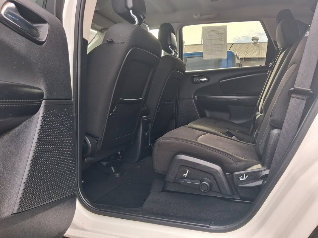 Used 2019 Dodge Journey SE w/ Premium Group AWD/4WD image 17