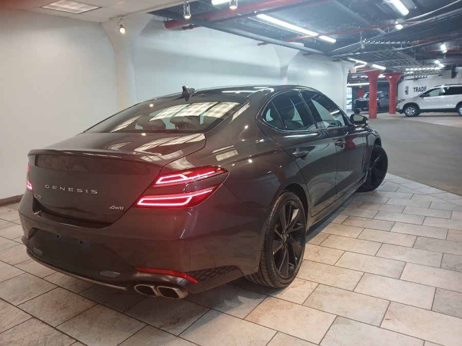 Used 2023 Genesis G70 2.0T w/ Sport Prestige Package image 5