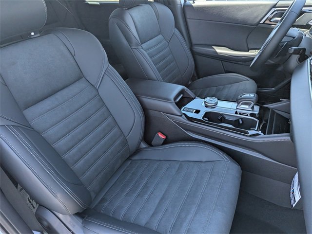 New 2025 Mitsubishi Outlander Trail Edition image 6