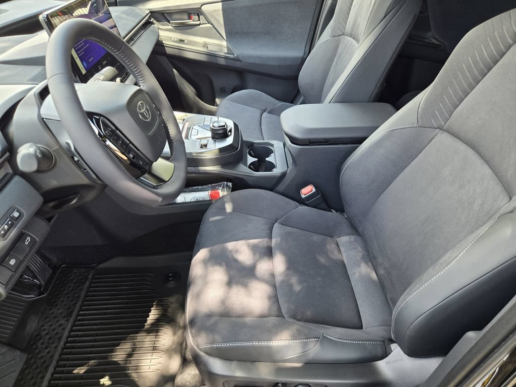 New 2026 Toyota C-HR AWD/4WD image 9