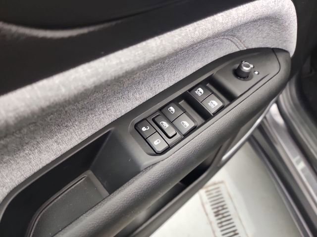 Used 2024 Jeep Compass Latitude image 19