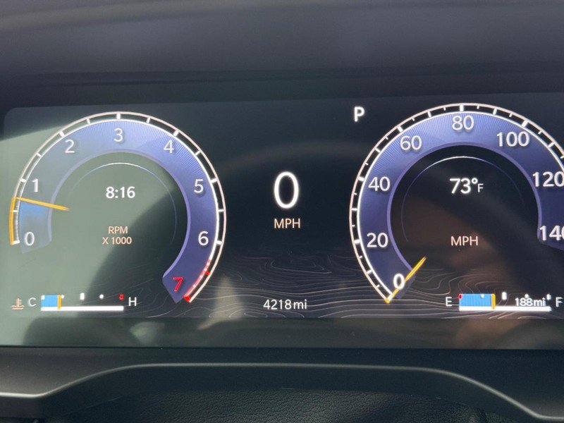 Used 2025 Jeep Grand Cherokee Limited w/ Luxury Tech Group II image 24