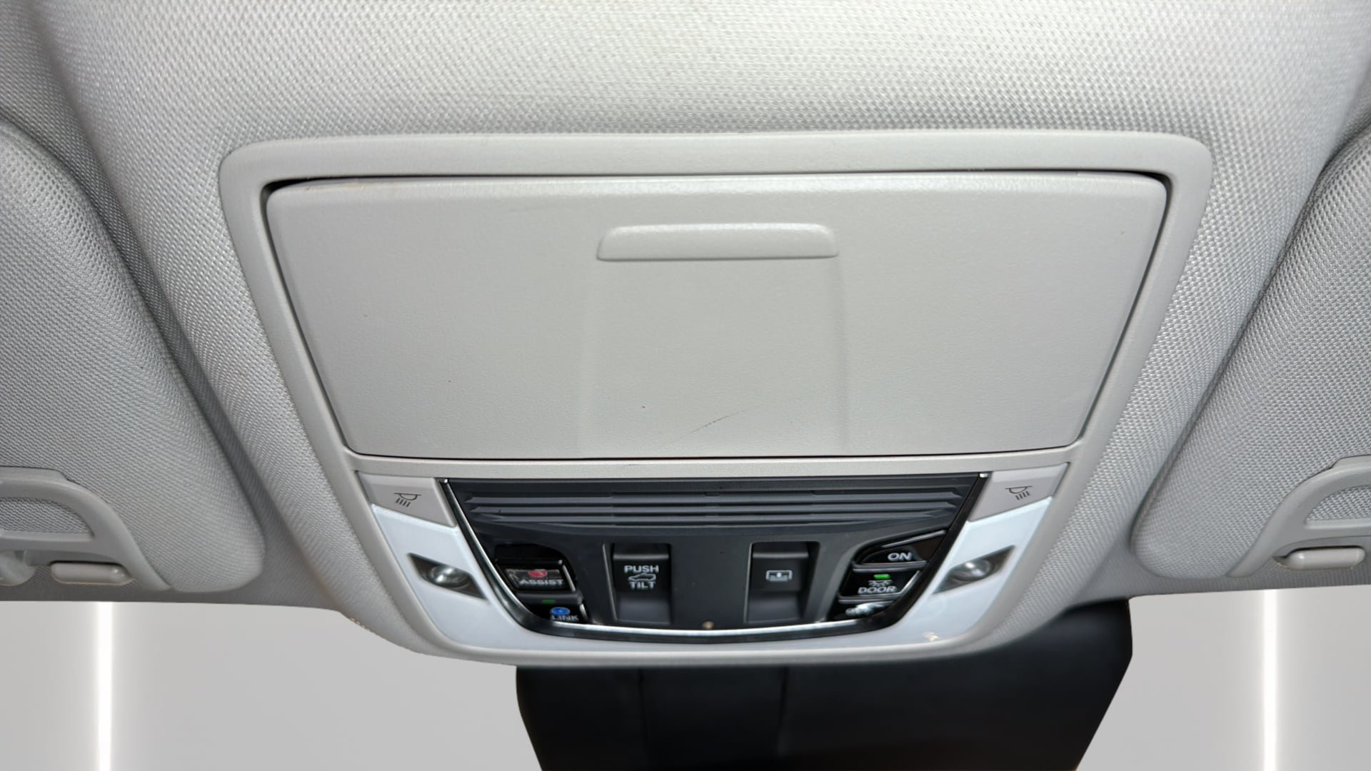 Used 2019 Acura RDX FWD w/ Advance Package image 18