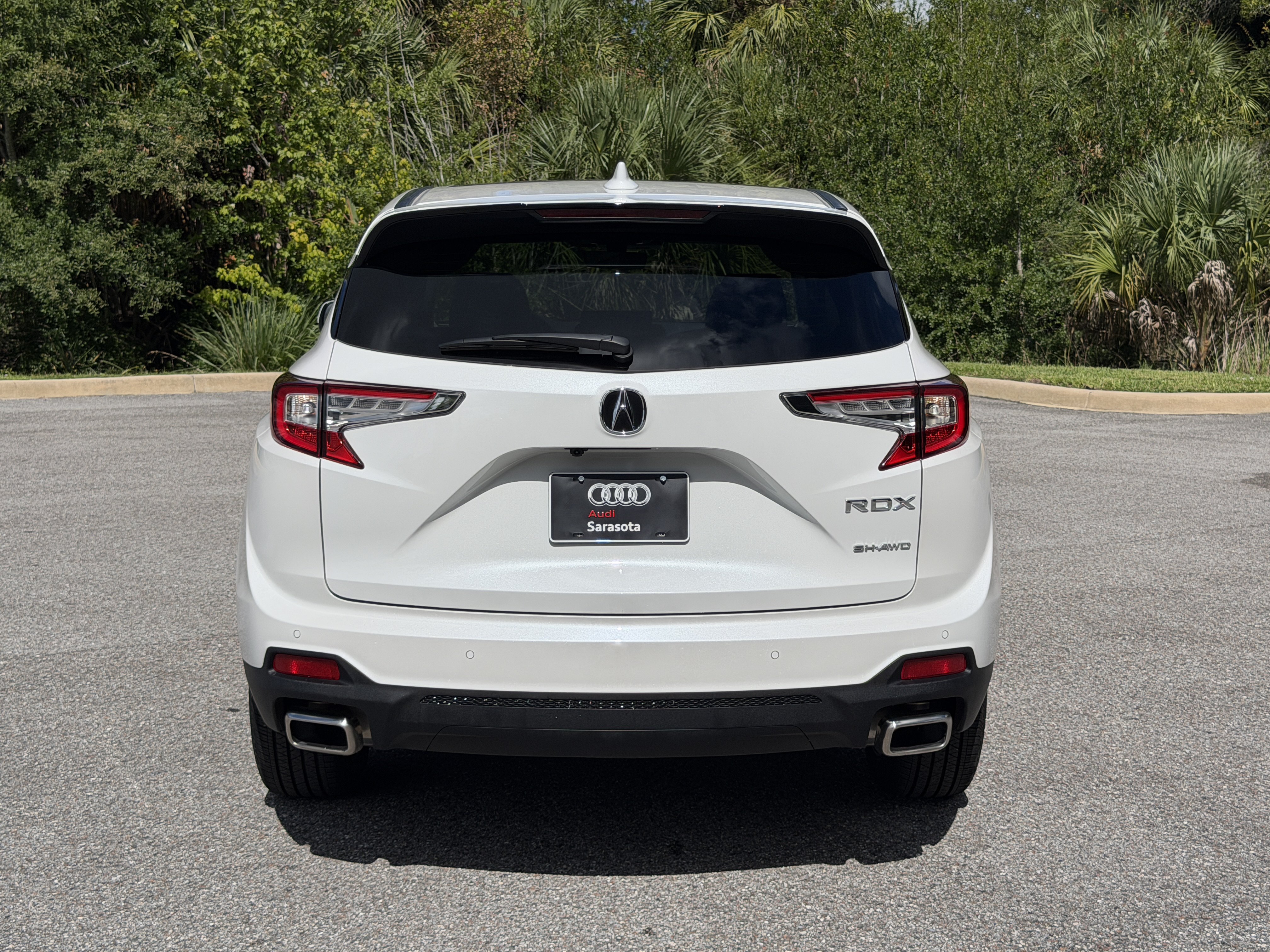 Used 2025 Acura RDX w/ Technology Package AWD/4WD image 6