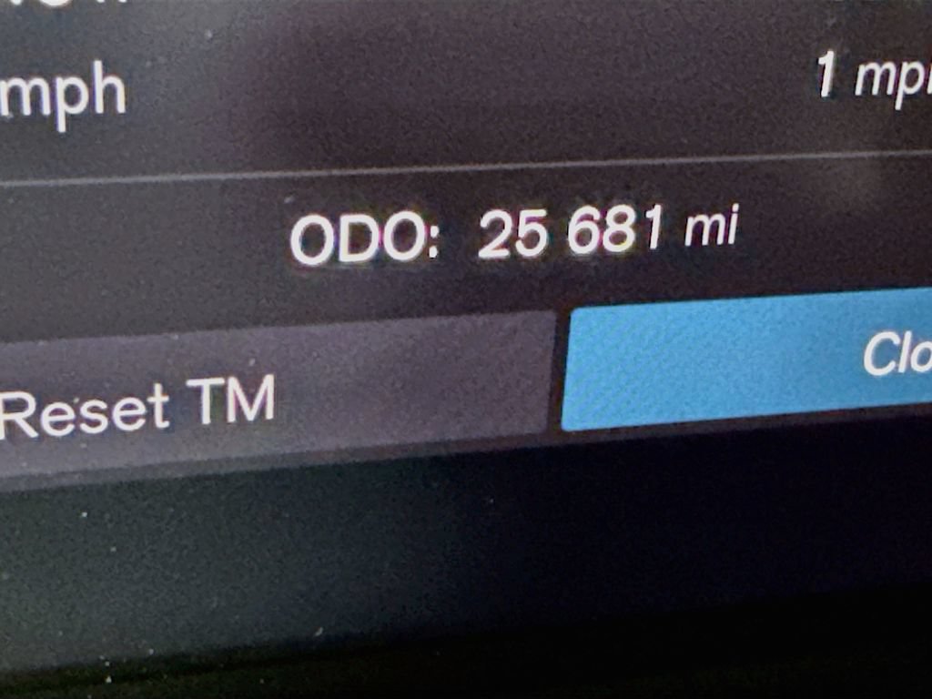 Used 2024 Volvo S60 B5 Core w/ Climate Package FWD image 4